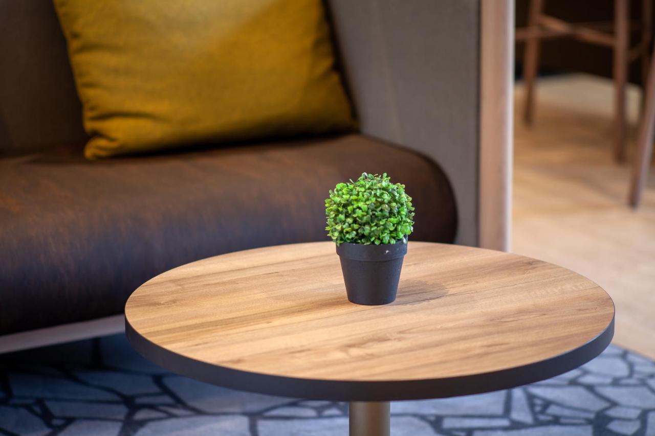 B&B Hotel Paris Meudon Velizy 외부 사진